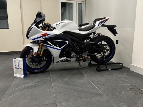 Suzuki GSX-R 1000   2017