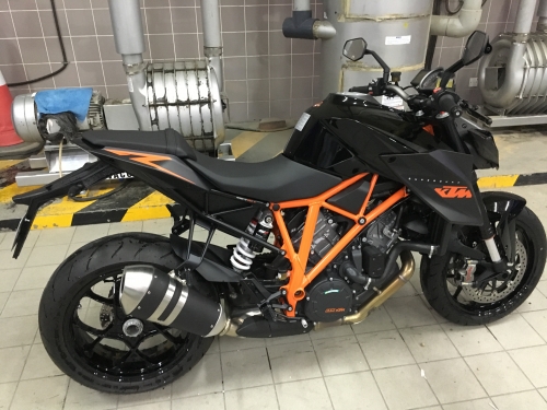 KTM  Subru Duke   2016