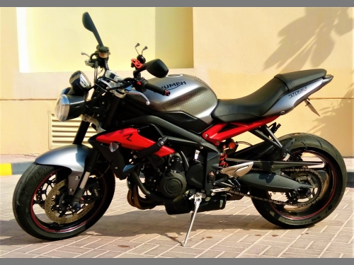 Triumph Street Triple 675 