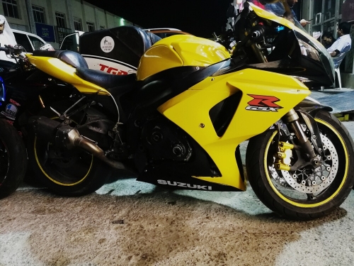 Suzuki GSX-R 1000  