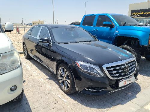 مرسيدس بنز S-Class Sedan 600