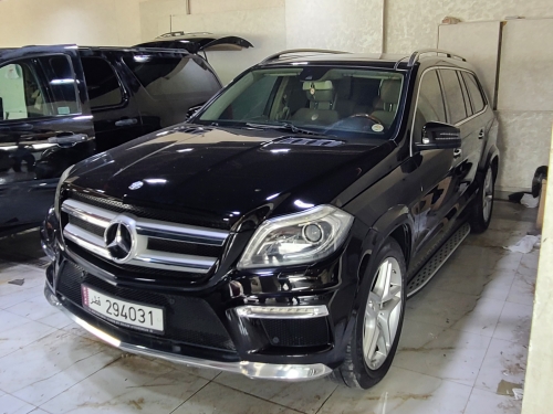 Mercedes-Benz GL-Class 500