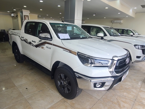 Toyota Hilux  2024