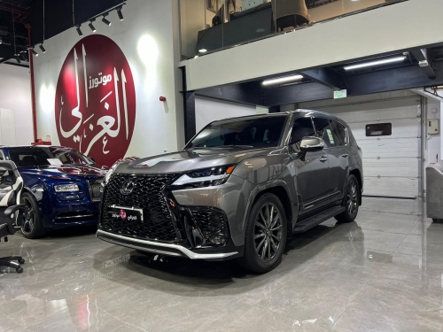 Lexus LX 600  F-Sport