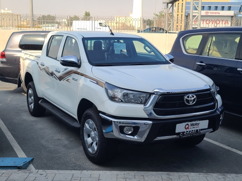 Toyota Hilux  2024