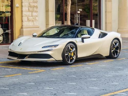 Ferrari SF90 Stradale assetto Fiorano 