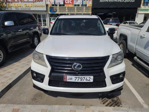 Lexus LX 570... 2013