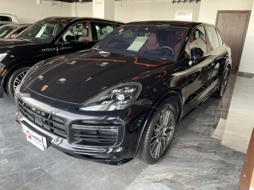 Porsche Cayenne Turbo 