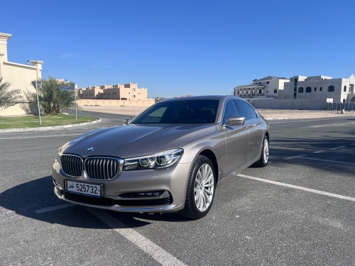 BMW 7-Series 730 Li 2017