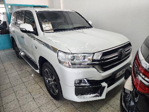 Toyota Land Cruiser VX.R