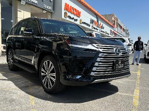 Lexus LX 600