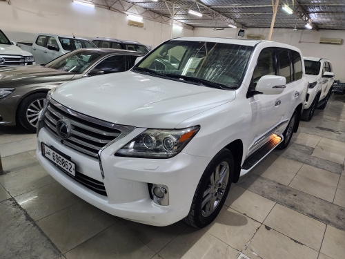 Lexus LX 570 2013