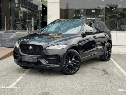 Jaguar F-PACE 