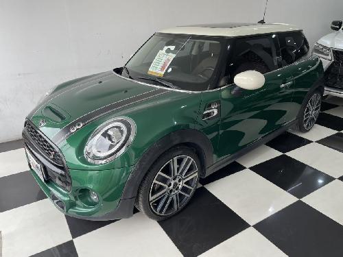 Mini Cooper S.