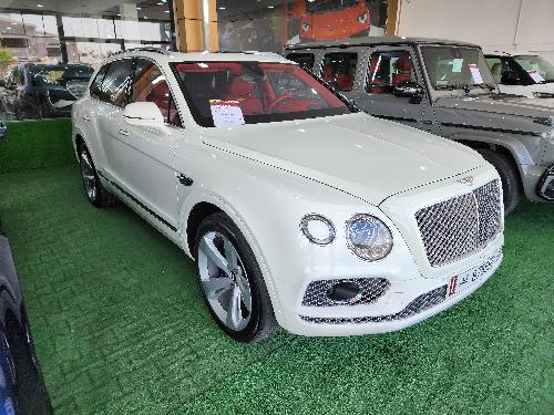 Bentley Bentayga 