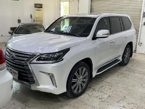 Lexus LX 570