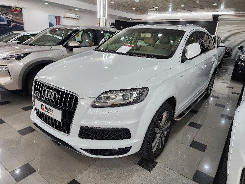 Audi Q7 