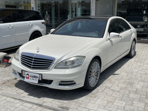 Mercedes-Benz S-Class Sedan 300