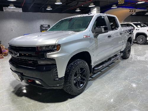 Chevrolet Silverado 