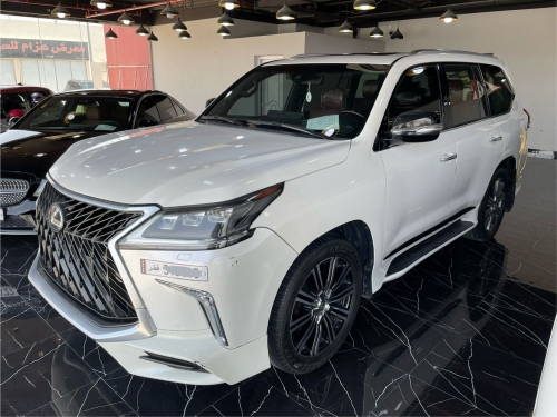 Lexus LX 570 2016