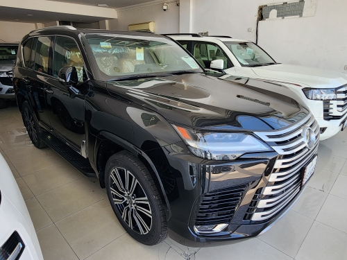 Lexus LX 600