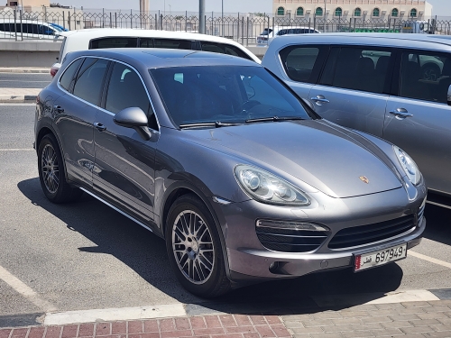 Porsche Cayenne  2011