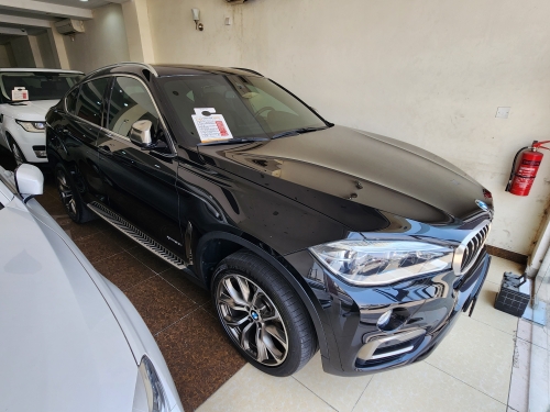 BMW X-Series X6 2015