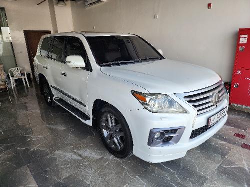 Lexus LX 570