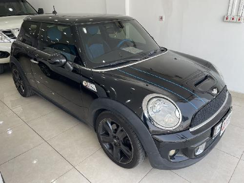 Mini Cooper S.