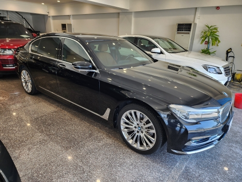 BMW 7-Series 730 Li 2018