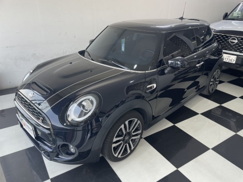 Mini Cooper S.