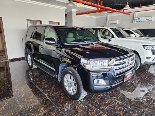 Toyota Land Cruiser VX.R