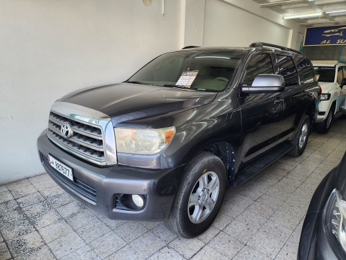 Toyota Sequoia 